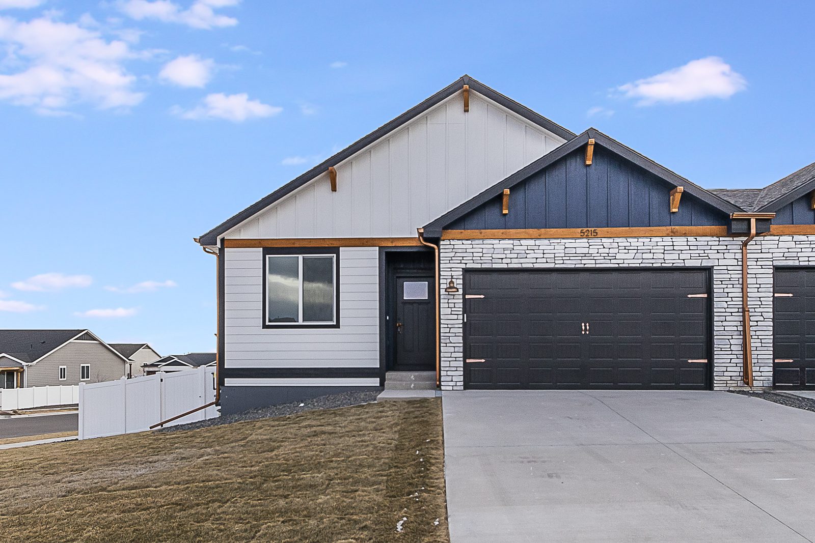 MelissaSwalla_5215SullivanStreet_001